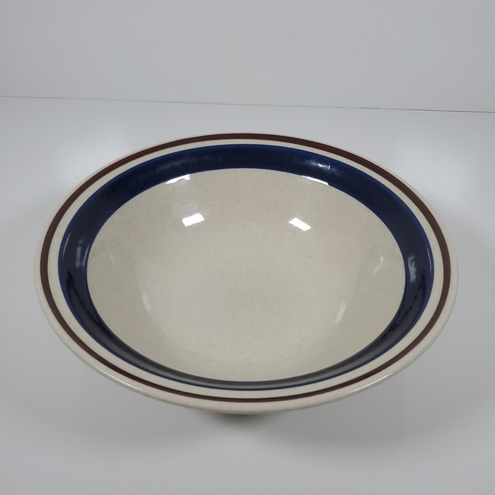 Yamaka Contemporary Chateau Serving Bowl 9"Colbolt Blue